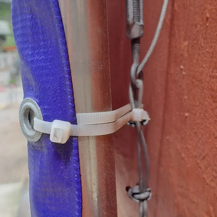 帆布打雞眼
